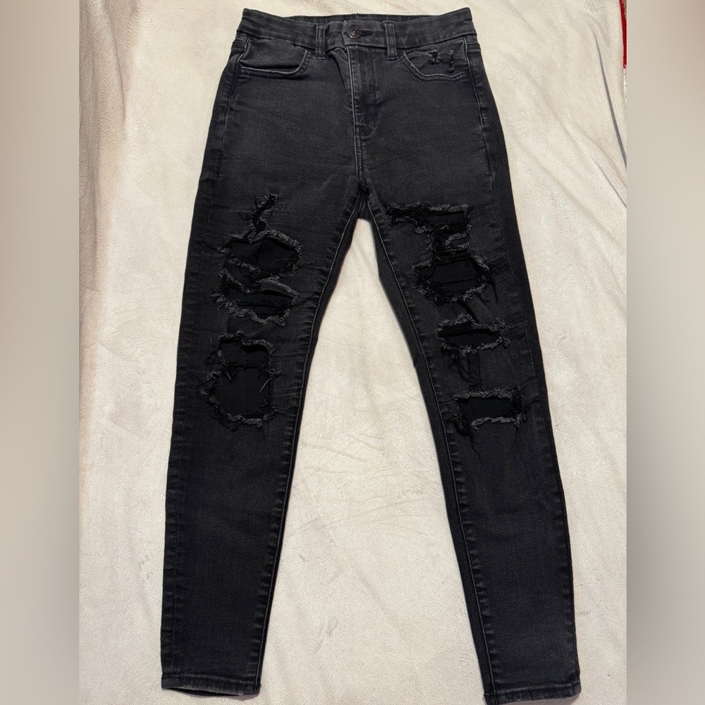 American Eagle Outfitters Black Distressed Jeans EUC